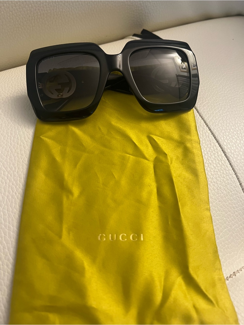 Gucci Black Oversized Square Frame Sunglasses with Logo Detail